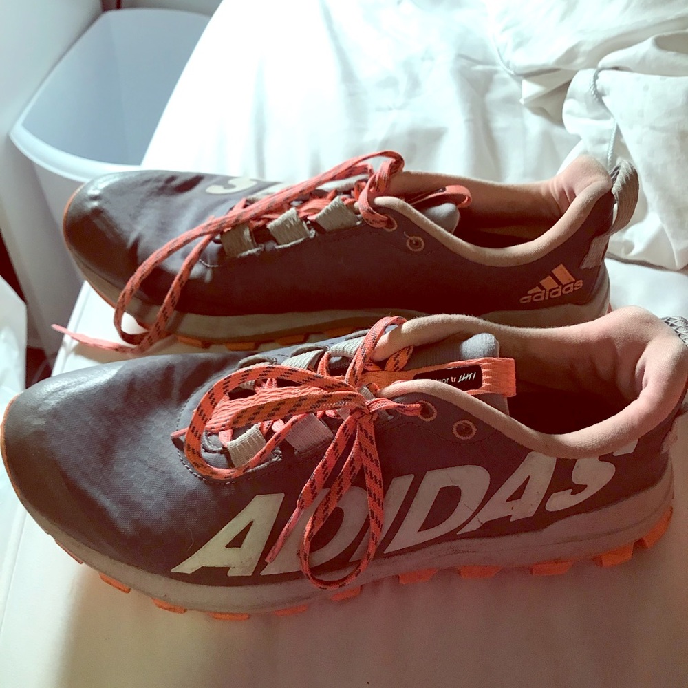 Adidas Vigor Sneakers